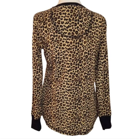 Betsey Johnson Long Sleeve Leopard Print Plush Waffle Knit Henley Size Small - Picture 5 of 8